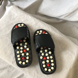 Fitz Reflexology Accupressure Massage Shoes, Size 6-7